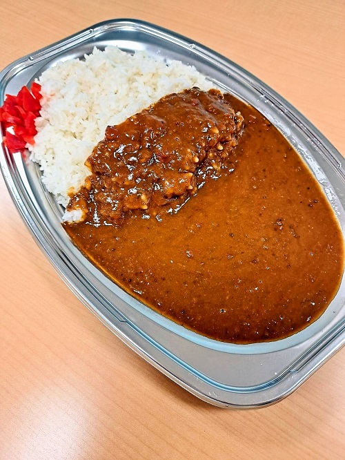 メガ盛りカレー1400円